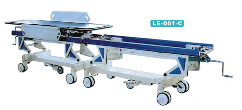 Surgical docking car